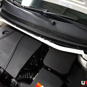 Ultra Racing UR-TW2-1042, Front BAr (2points) Ford Focus MK22.0 TDCI 2004-2011